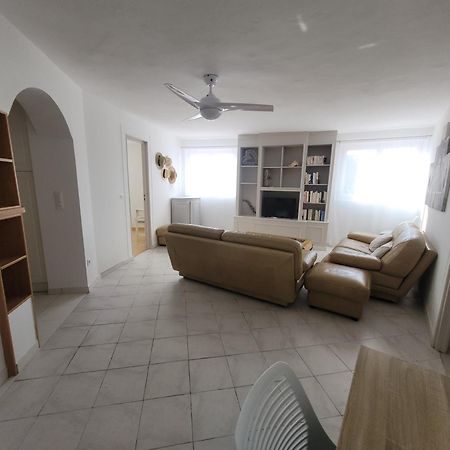 A Louer Haut De Villa 4 Pieces A Sainte-Maxime Golfe De St-Tropez Extérieur photo