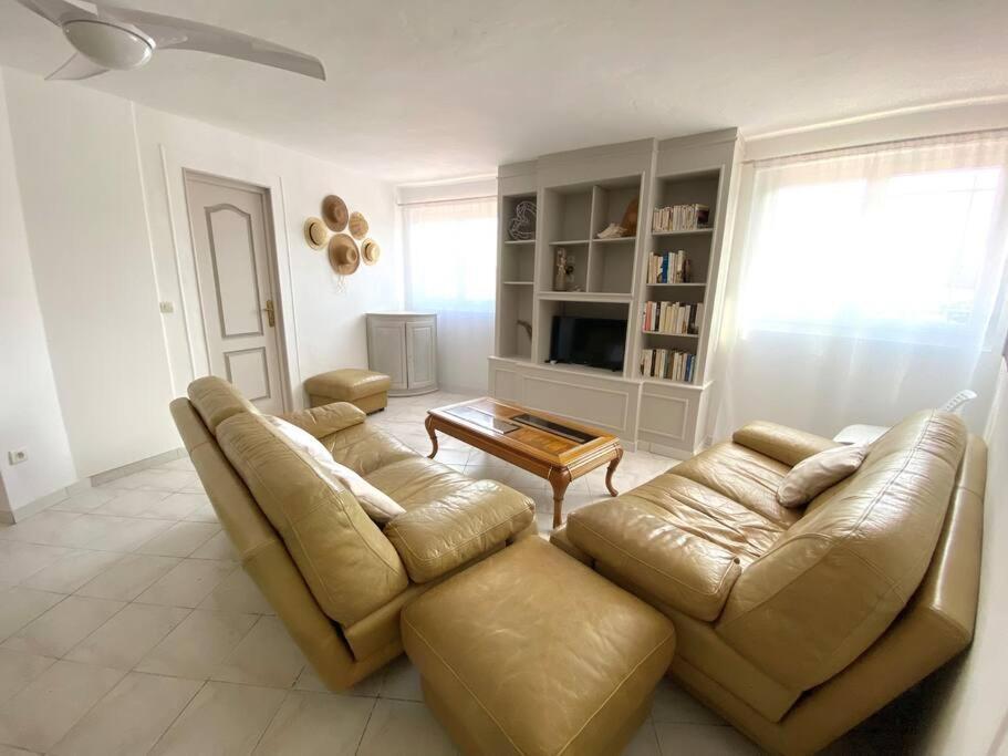 A Louer Haut De Villa 4 Pieces A Sainte-Maxime Golfe De St-Tropez Extérieur photo