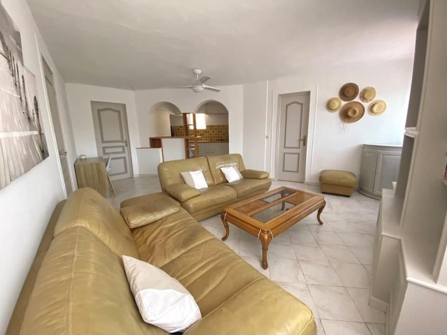 A Louer Haut De Villa 4 Pieces A Sainte-Maxime Golfe De St-Tropez Extérieur photo
